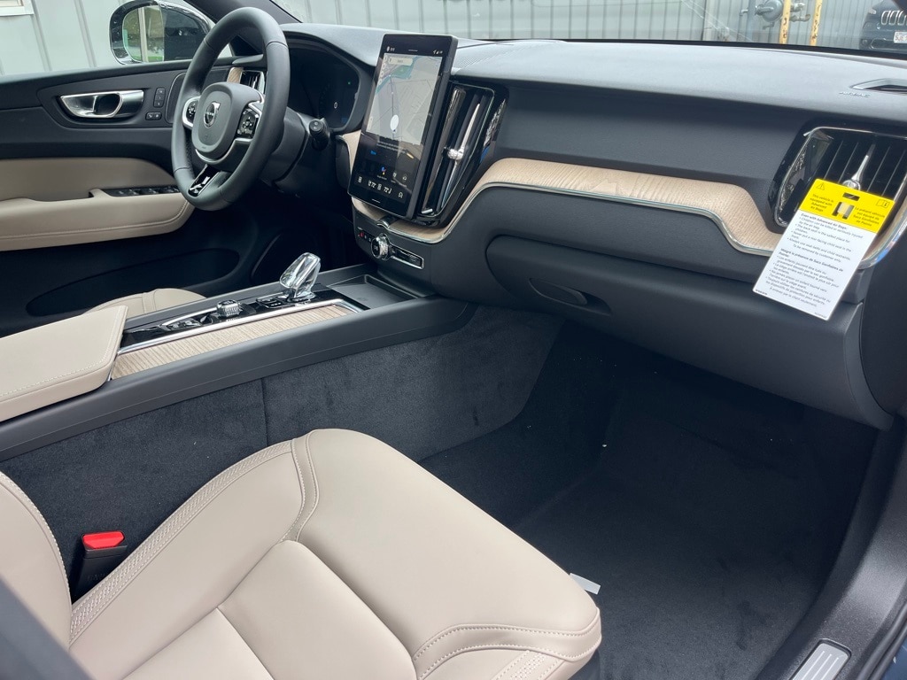 New 2026 Volvo XC60 B5 Plus SUV