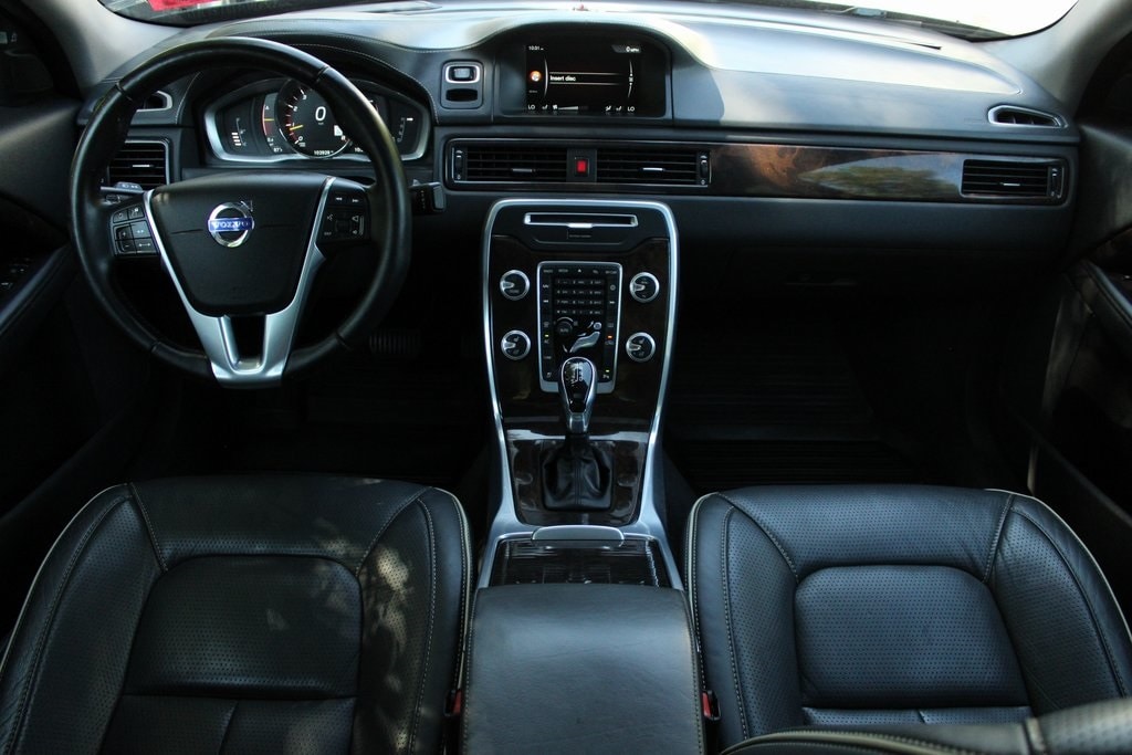 Used 2015 Volvo S80 T6 Platinum with VIN YV1902MM2F1188680 for sale in Meredith, NH