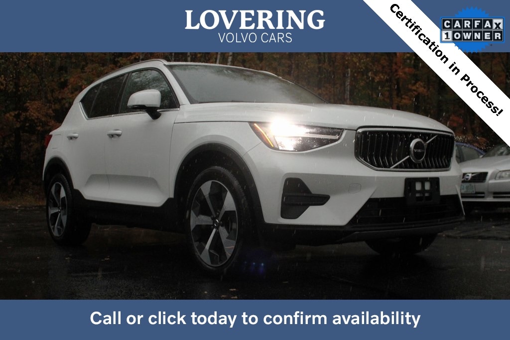 Certified 2025 Volvo XC40 B5 Core SUV