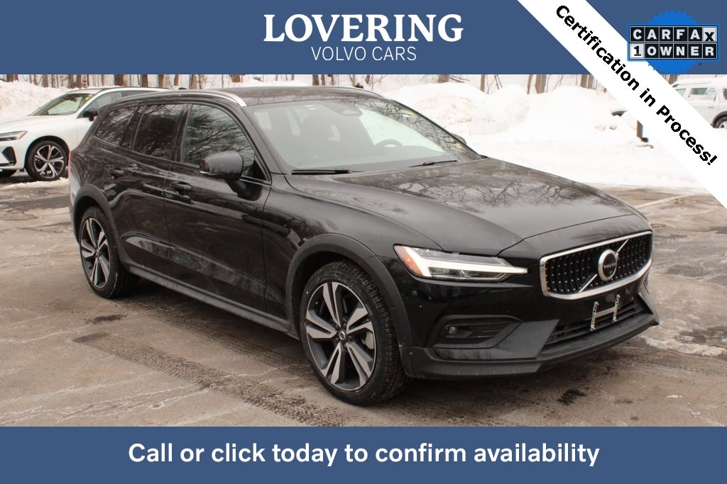 Certified 2025 Volvo V60 Cross Country B5 Plus Wagon