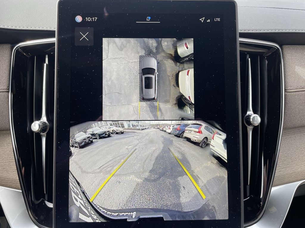 2026 Volvo XC90 Ultra - Photo 25