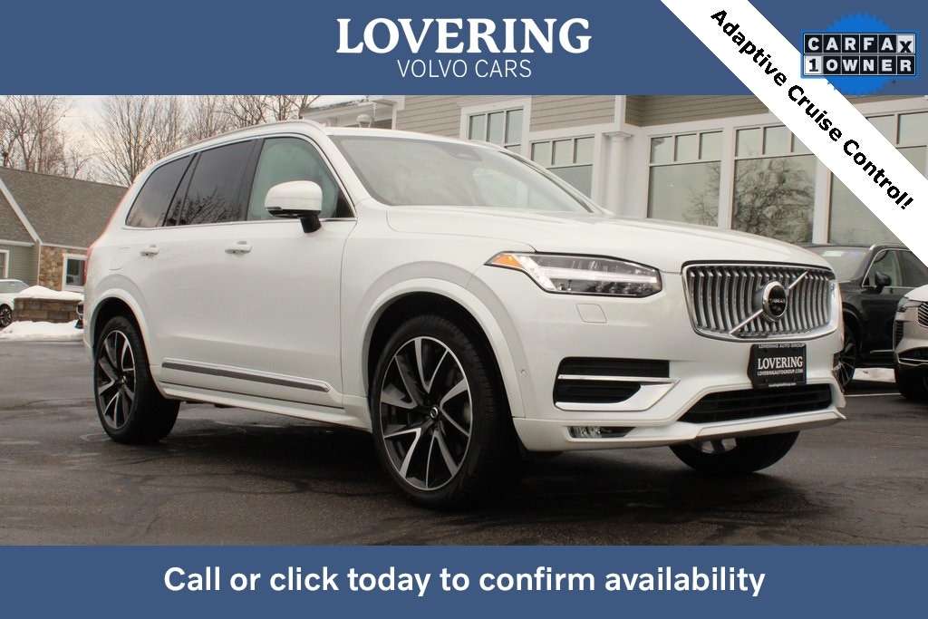 2023 Volvo XC90 Plus's photo