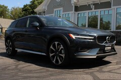 2026 Volvo V60 Cross Country B5 Ultra All-Wheel Drive Wagon