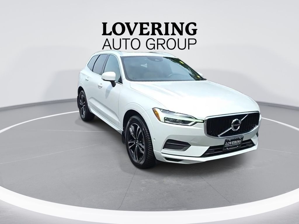 Used 2018 Volvo XC60 Momentum with VIN LYV102RK3JB087854 for sale in Meredith, NH