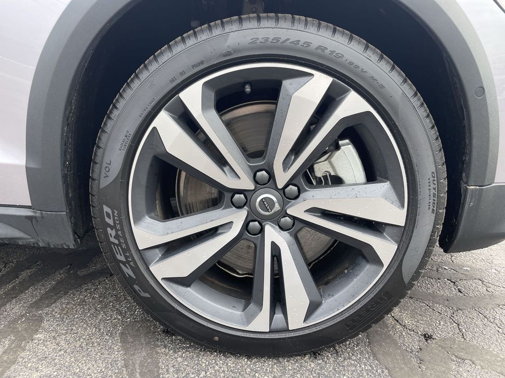 2026 Volvo V60 Cross Country Plus - Photo 19