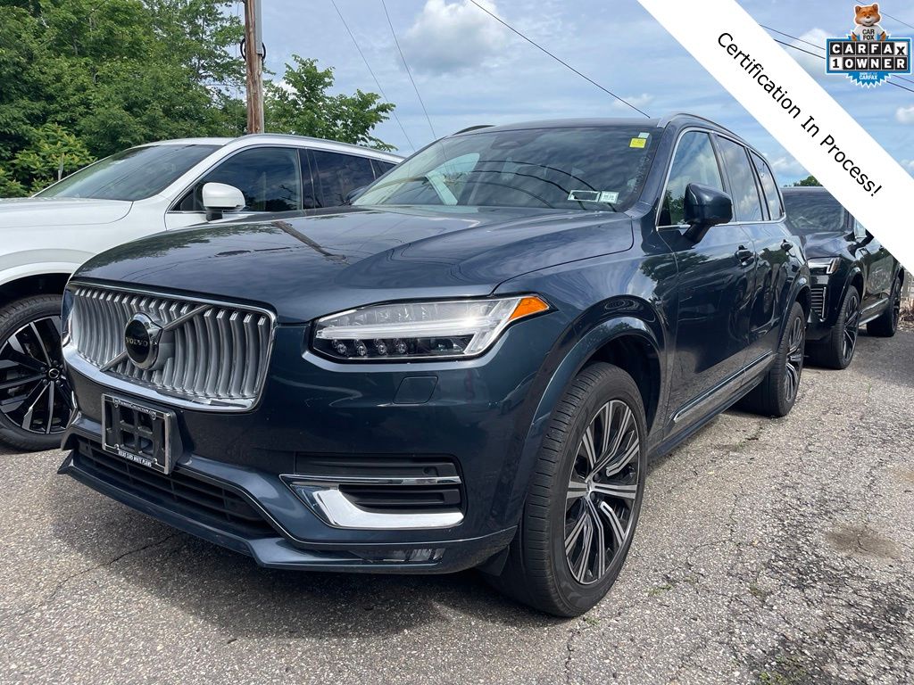 2024 Volvo XC90 B5 Core Bright theme 4WD's photo