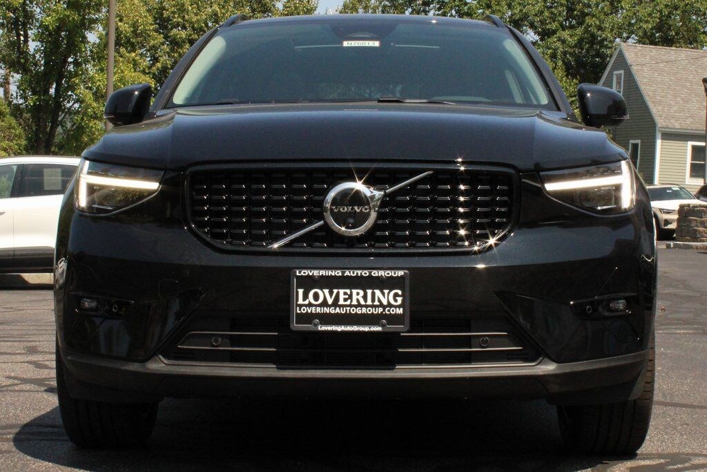 Certified 2026 Volvo XC40 B5 Plus SUV