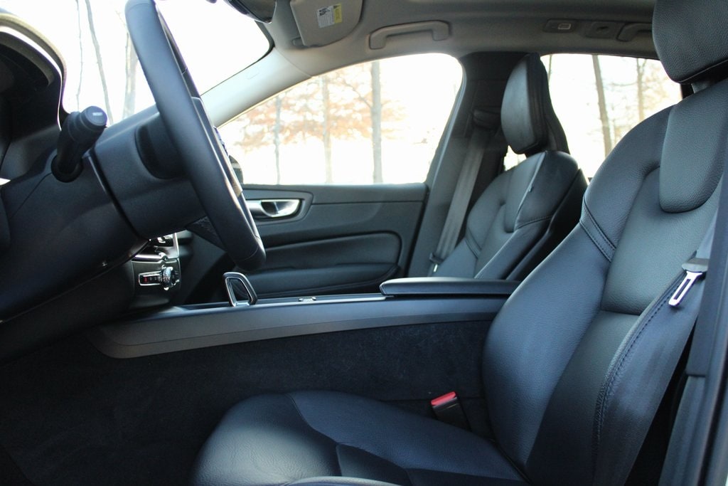 Certified 2023 Volvo XC60 Recharge Plug-In Hybrid T8 Plus Dark Theme SUV