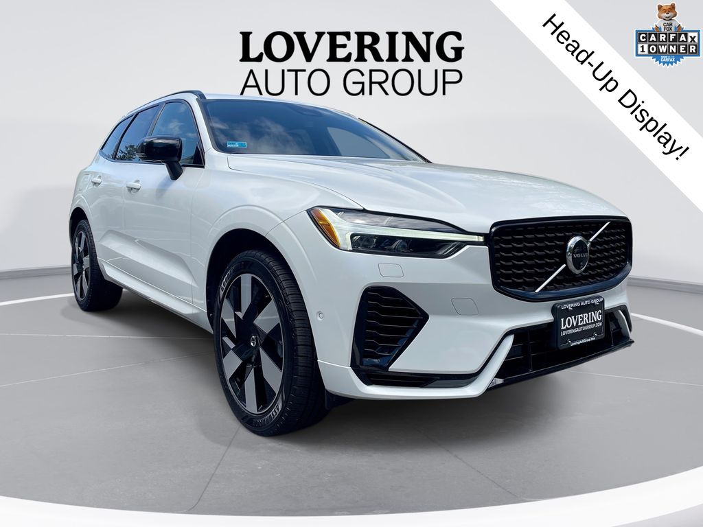 2024 Volvo XC60 T8 Ultimate Dark Theme AWD's photo