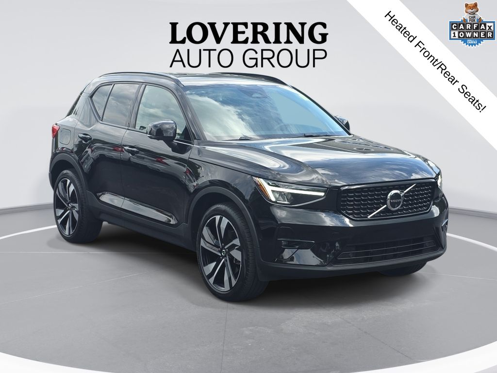 2024 Volvo XC40