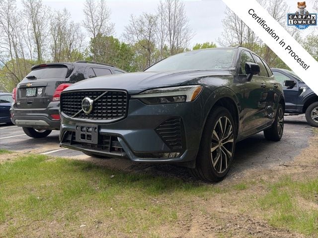 2024 Volvo XC60 B5 Plus Dark Theme AWD's photo