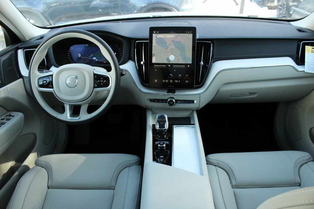 New 2026 Volvo XC60 B5 Ultra SUV