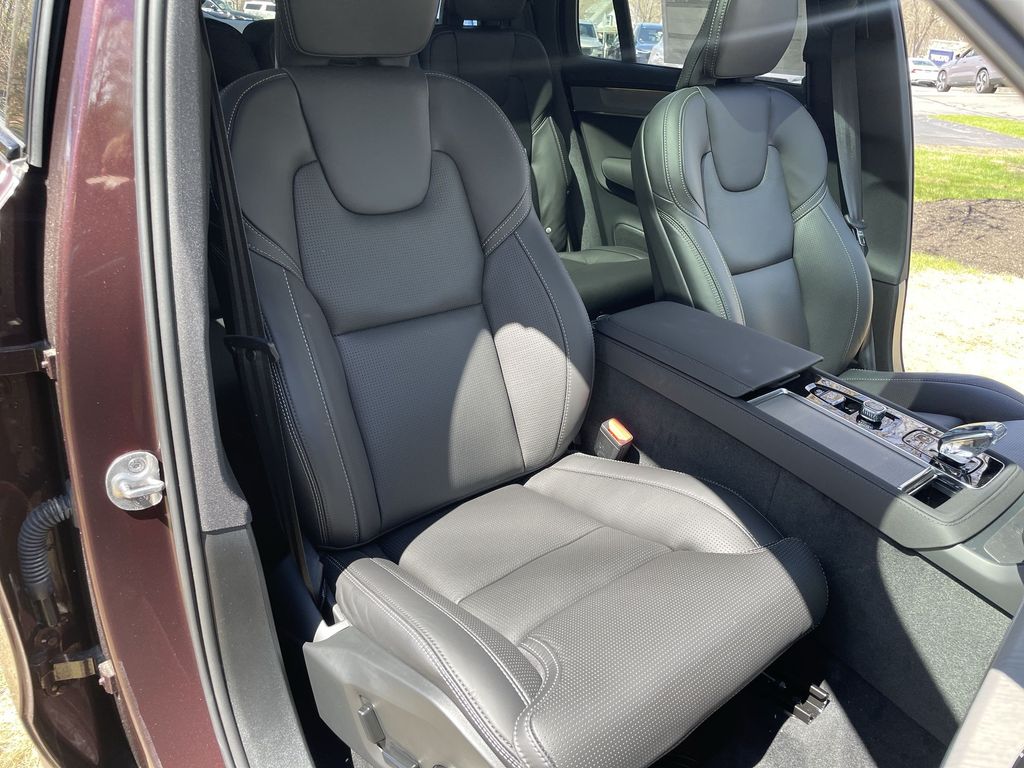 2026 Volvo XC90 Ultra - Photo 28