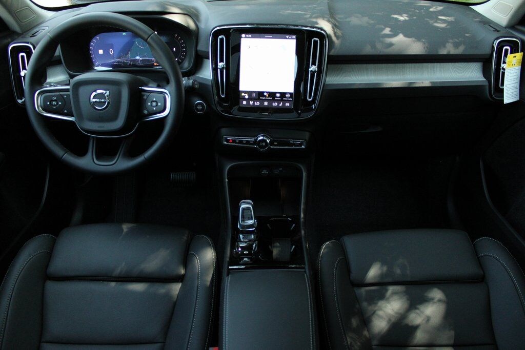 Certified 2026 Volvo XC40 B5 Plus SUV