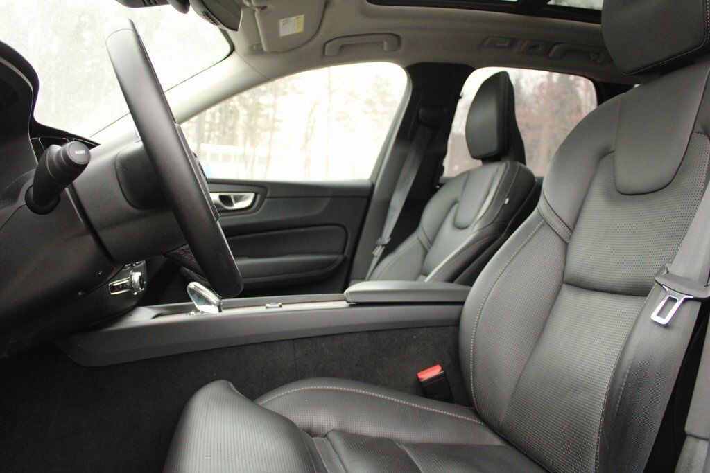 Certified 2024 Volvo XC60 B5 Ultimate Dark Theme SUV