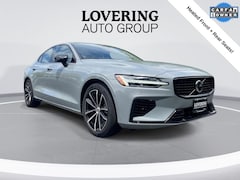 2025 Volvo S60 Plug-In Hybrid T8 Plus Sedan