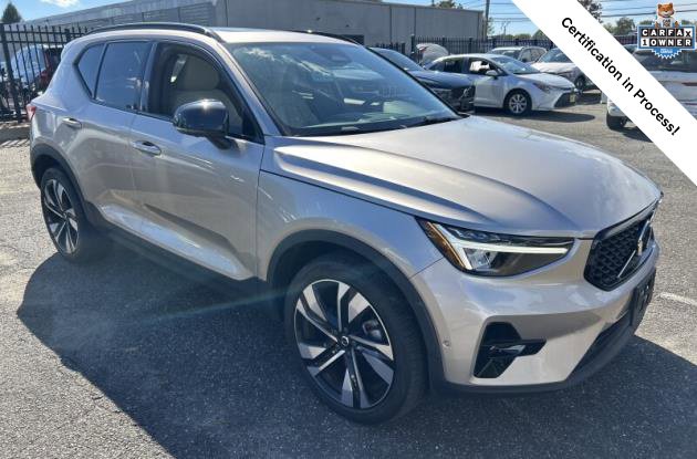 2024 Volvo XC40 Plus