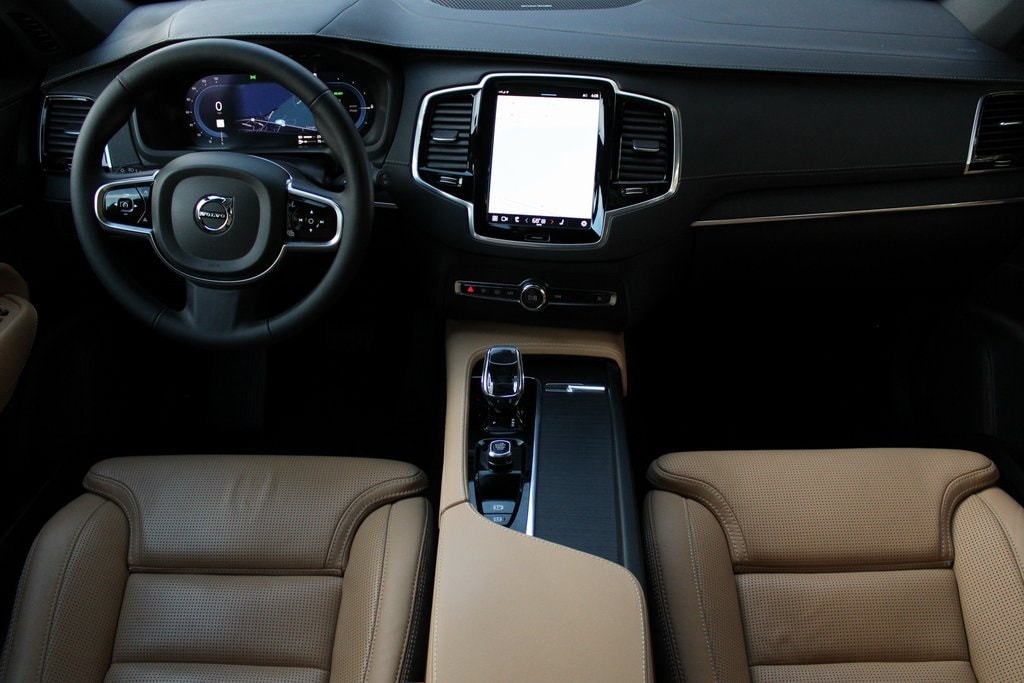 Certified 2024 Volvo XC90 Recharge Plug-In Hybrid Ultimate SUV