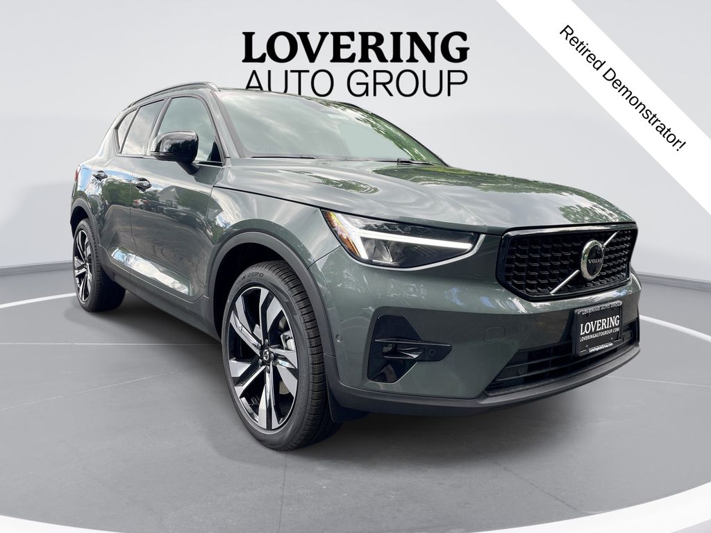 2026 Volvo XC40