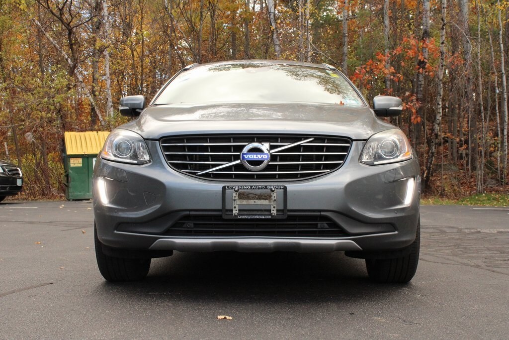 2017 Volvo XC60 T5 Inscription photo 3