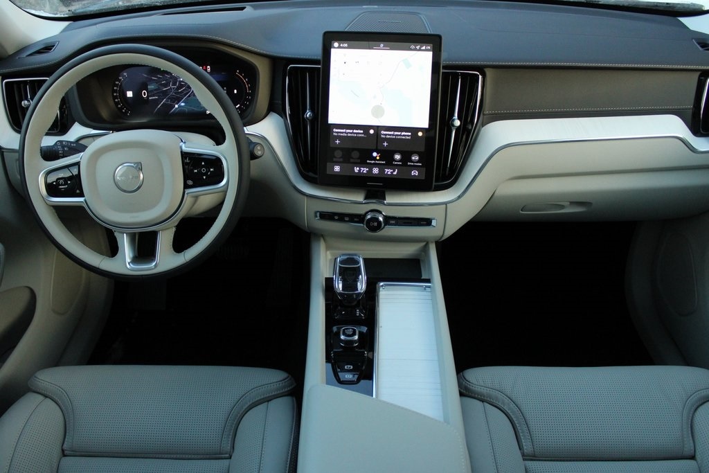 New 2026 Volvo XC60 B5 Ultra SUV