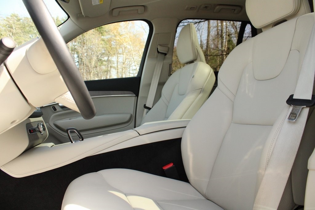 Certified 2024 Volvo XC90 Recharge Plug-In Hybrid T8 Plus Bright Theme 7 Passenger SUV