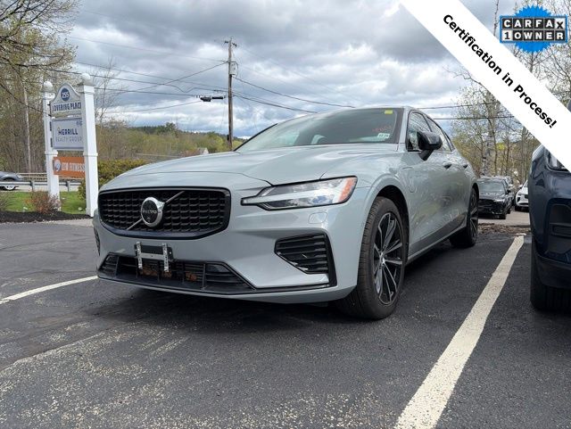 2025 Volvo S60 T8 Recharge Plus Dark AWD's photo