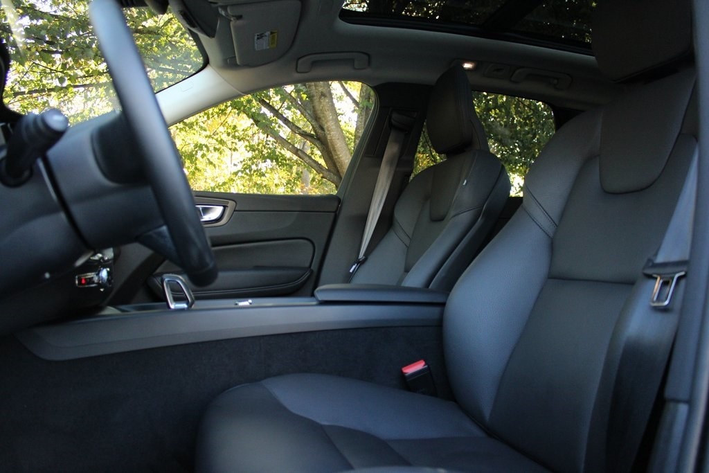 Certified 2025 Volvo XC60 B5 Plus SUV