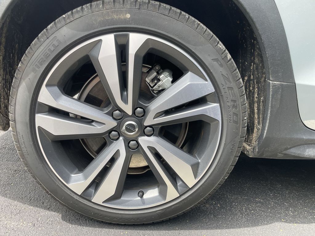 2026 Volvo V60 Cross Country Plus - Photo 12