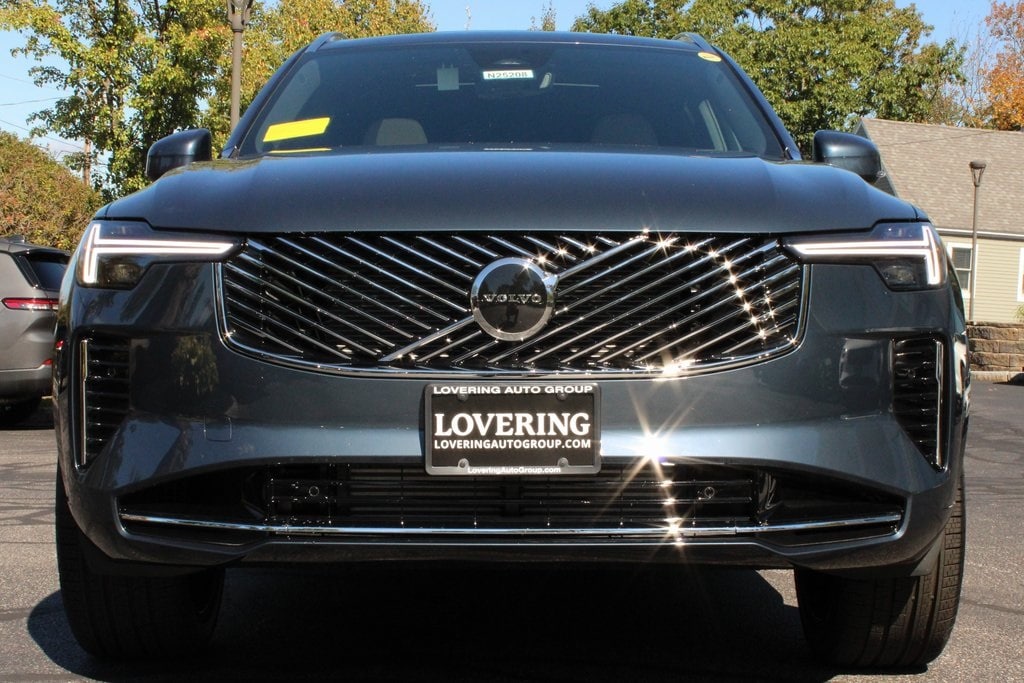 New 2025 Volvo XC90 plug-in hybrid T8 (2025.5) Core 7-Seater SUV