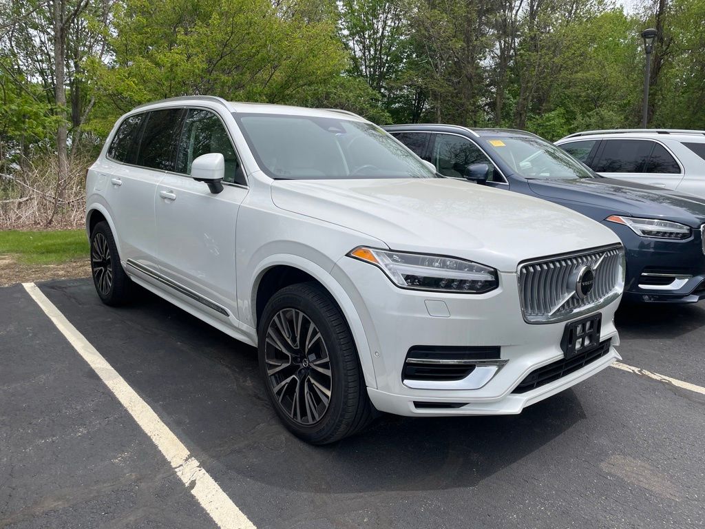 2024 Volvo XC90 T8 Recharge Plus Bright Theme 7-Seat 4WD's photo