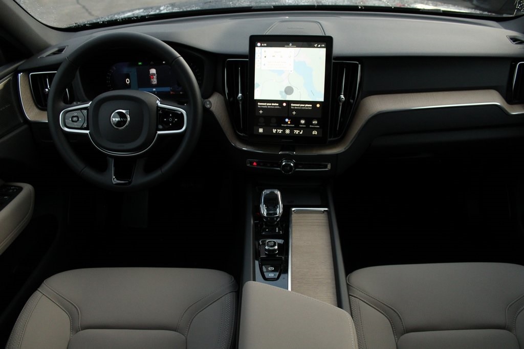 New 2026 Volvo XC60 B5 Plus SUV