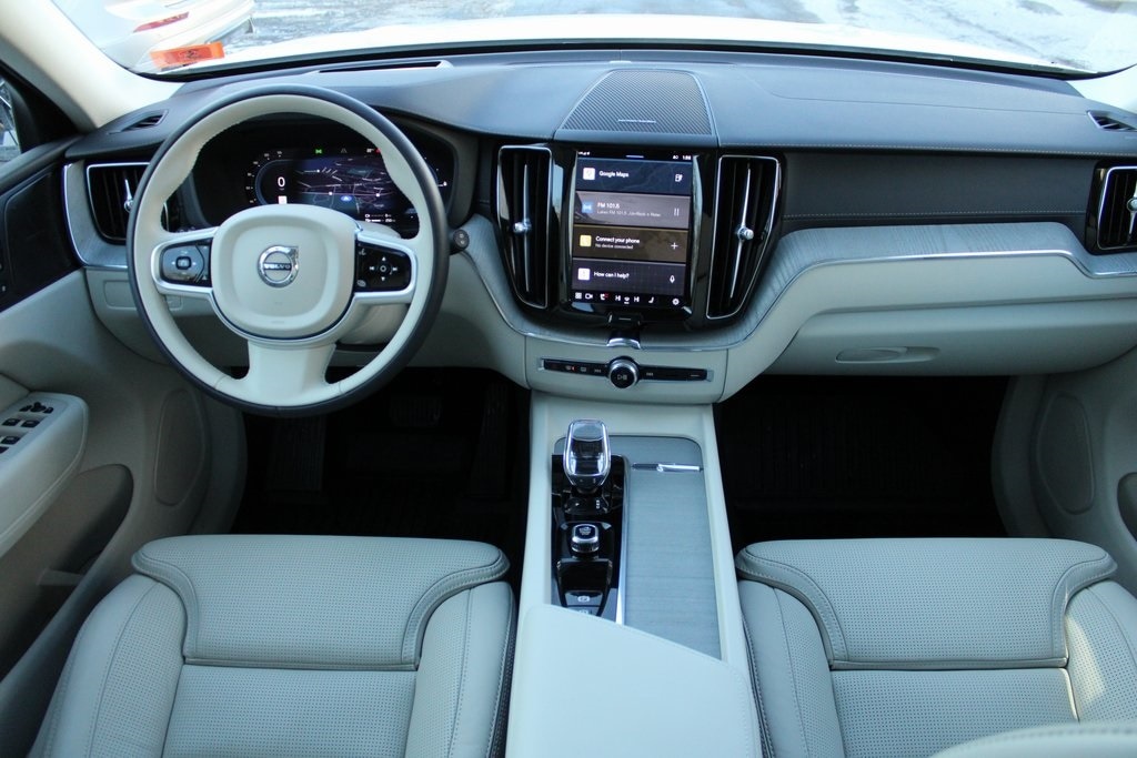 Certified 2025 Volvo XC60 Plug-In Hybrid T8 Ultra SUV