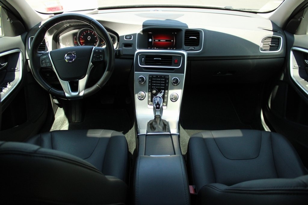 Used 2018 Volvo S60 Inscription with VIN LYV402TK4JB156119 for sale in Meredith, NH