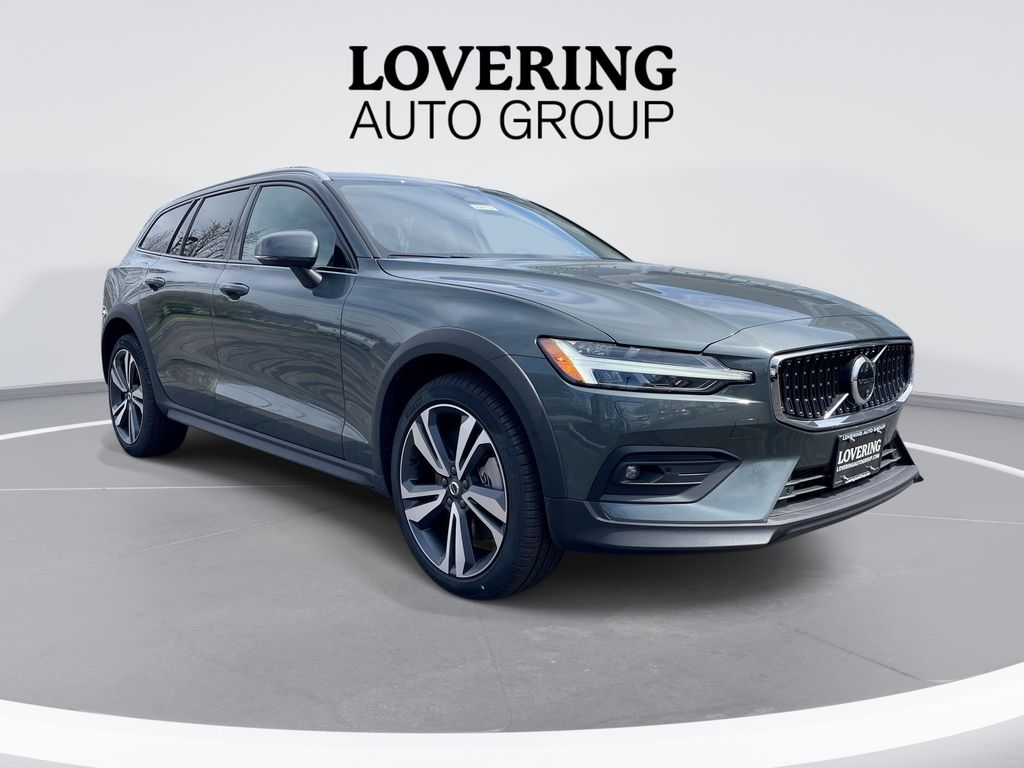 2026 Volvo V60 Cross Country Wagon 