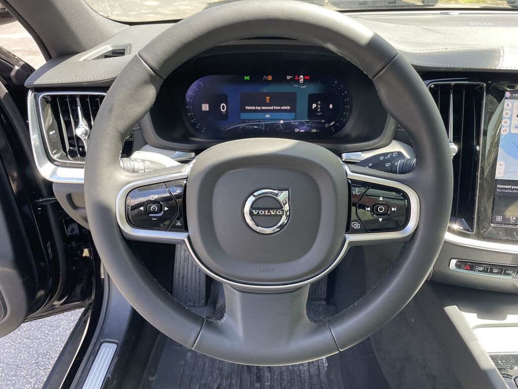 2026 Volvo V60 Cross Country Ultra - Photo 13