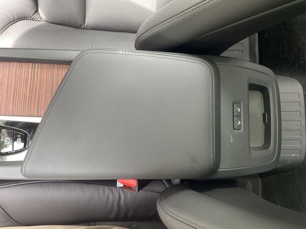2026 Volvo V60 Cross Country Plus - Photo 18