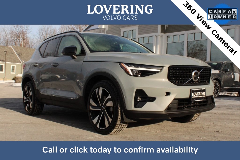 2024 Volvo XC40 Ultimate's photo