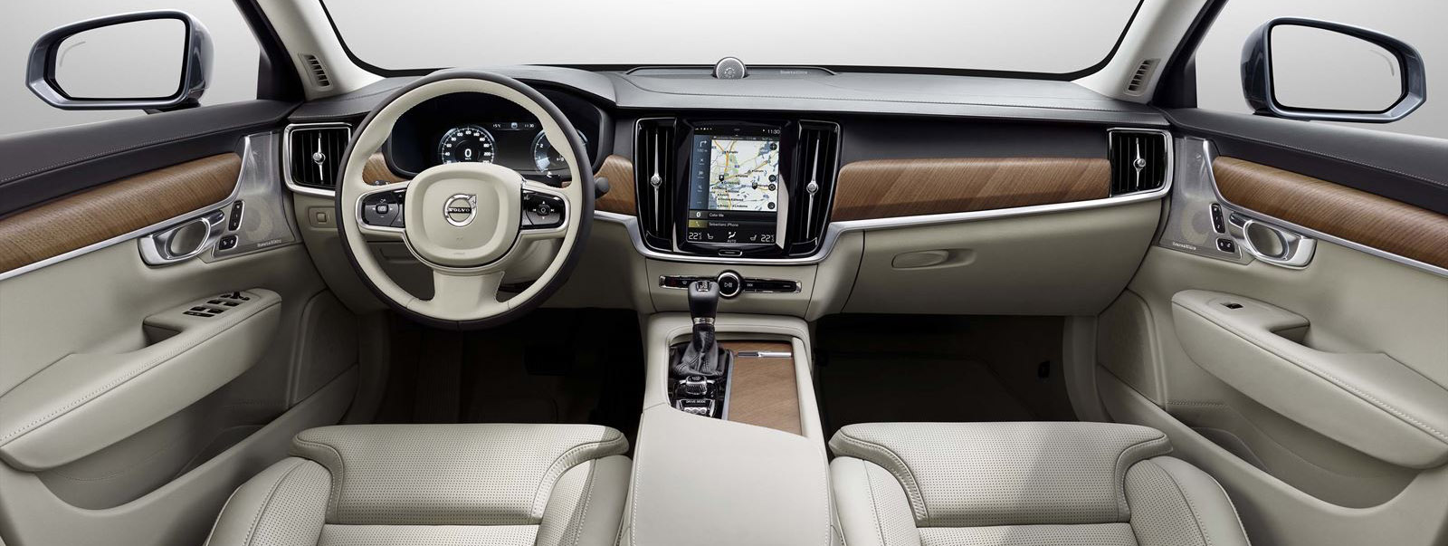2018 Volvo S90 interior