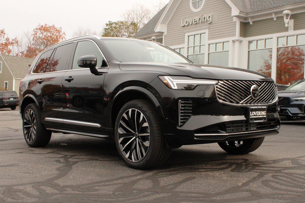 2026 Volvo XC90 plug-in hybrid SUV 