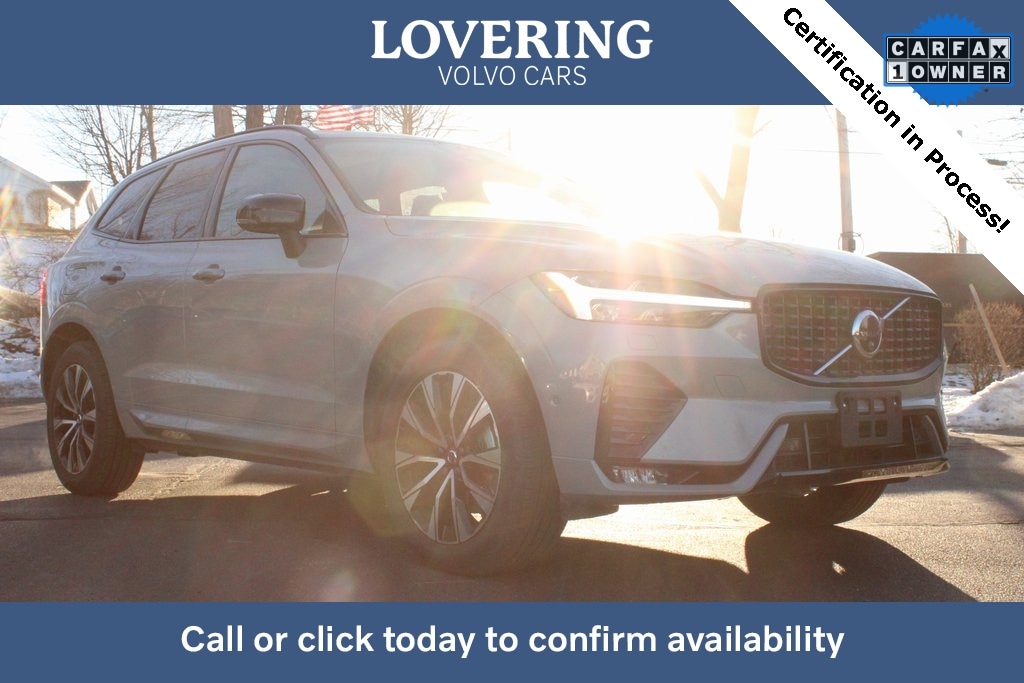 2025 Volvo XC60 Plus's photo