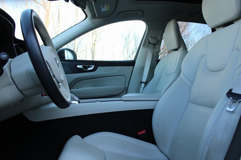 Used 2023 Volvo XC60 B5 Ultimate Dark Theme SUV