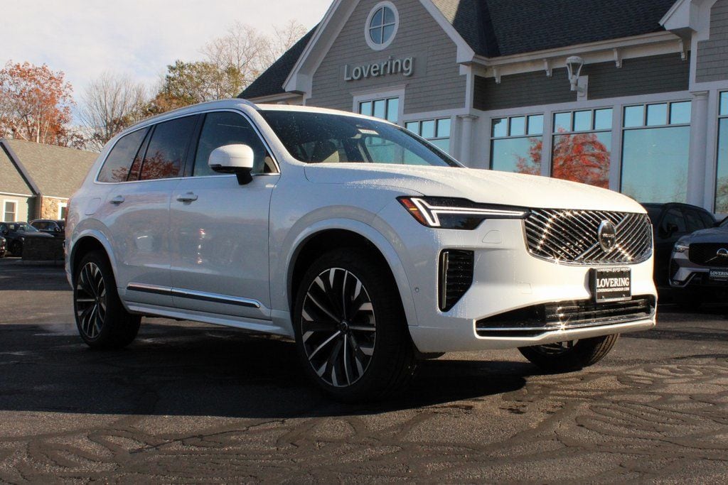 2026 Volvo XC90 plug-in hybrid SUV 