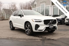 2023 Volvo XC60 B5 Ultimate Dark Theme SUV