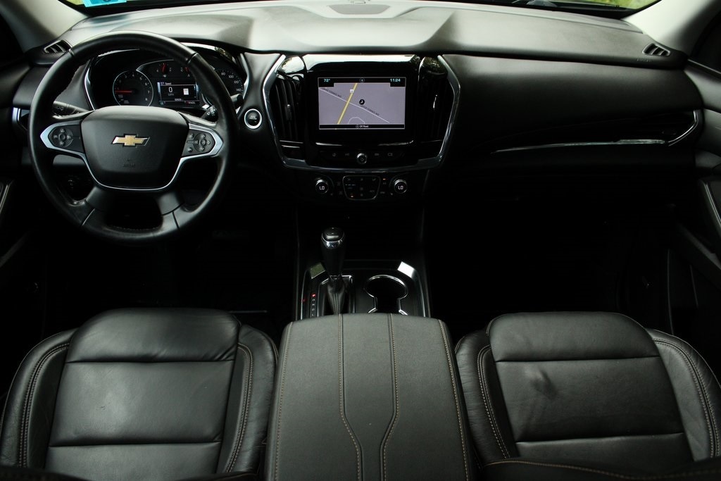 Used 2019 Chevrolet Traverse 3LT with VIN 1GNEVHKW9KJ130421 for sale in Meredith, NH