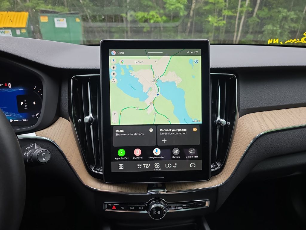 2026 Volvo XC60 Plus - Photo 19