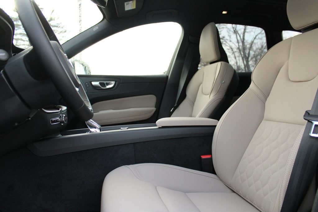 New 2026 Volvo XC60 B5 Plus SUV