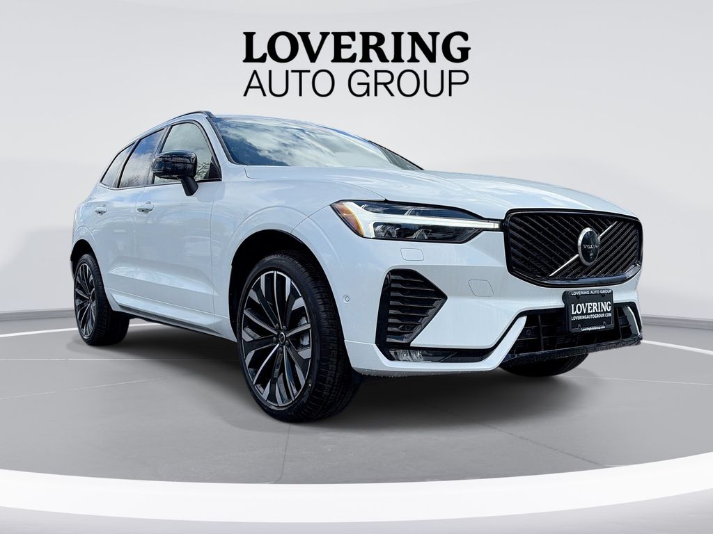 2026 Volvo XC60 B5 Ultra Dark AWD's photo