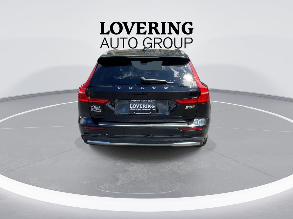 2026 Volvo V60 Cross Country Ultra - Photo 7