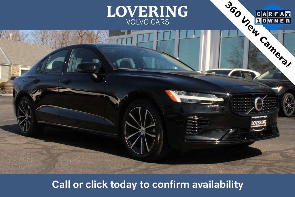 2024 Volvo S60 Recharge Plug-In Hybrid T8 Plus Dark Theme